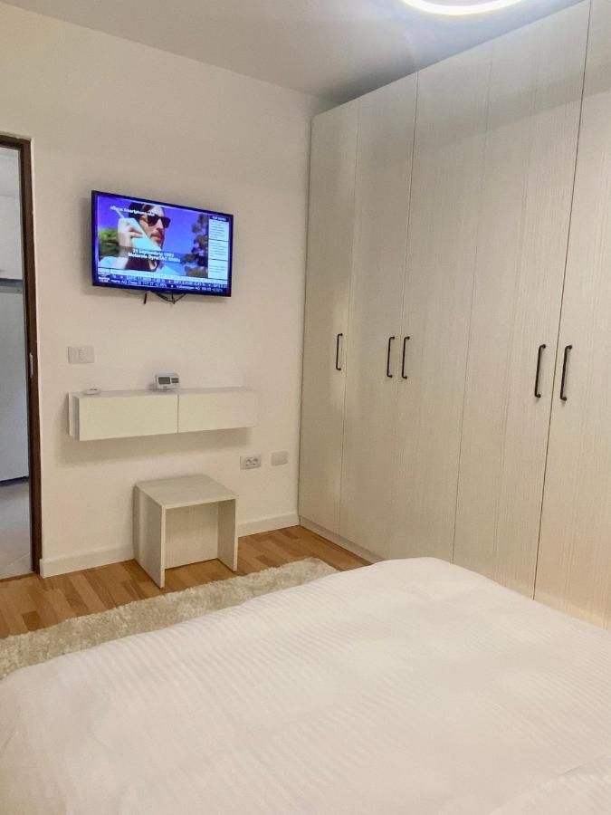 Iulius Loft Apartman Jászvásár Kültér fotó