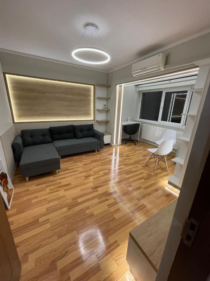 Iulius Loft Apartman Jászvásár Kültér fotó